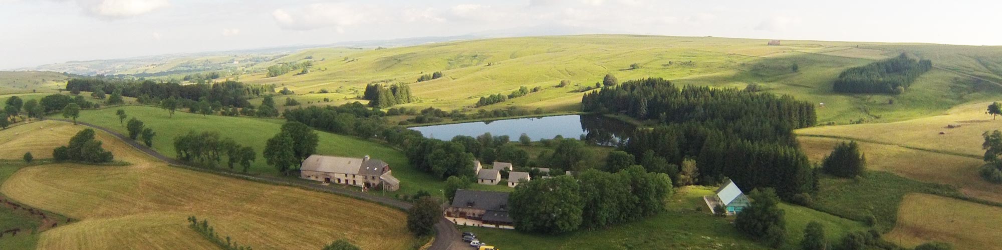 village vacances et accueil de groupe dans le cantal